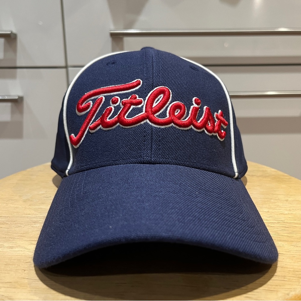 Titleist Golf AFlex Fitted Cap/Hat Navy Blue Mens  Sz L/XL Embroidered Logos